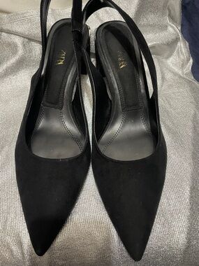 ZARA BLACK SUEDE POINTED HEELS SLINGBACKS PUMPS gold on heels     Worn 1 x. 40